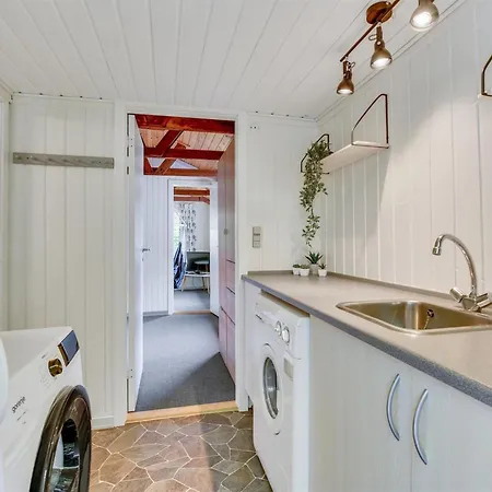 Elizabeth - 400m To The Fjord By Interhome Ulfborg